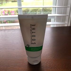 Rodan and Fields soothe sensitive skin treatment